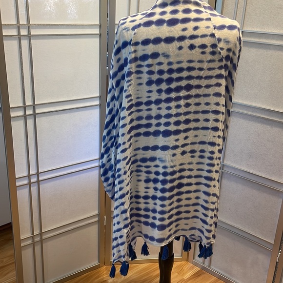 MUDPIE Swim Cover or Kimono Blue and White OS with tassels - Picture 3 of 5